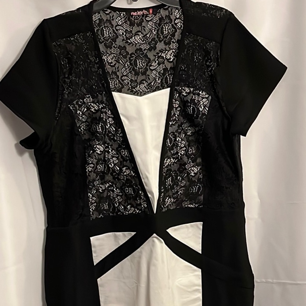 Women's Black and White Lace Dress